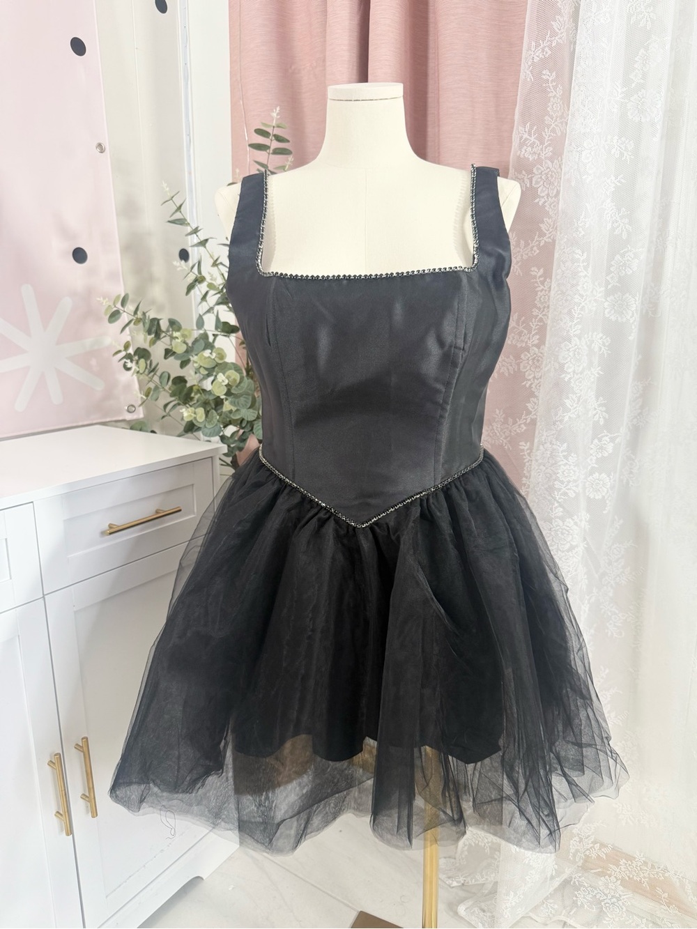 Sugar Thrillz Womens Black Tulle Party Dress missing one stone.
